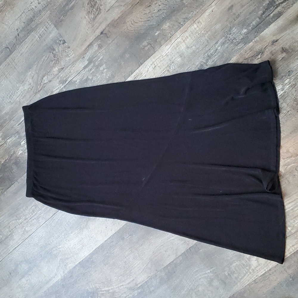 🆕 Maxi Slinky skirt